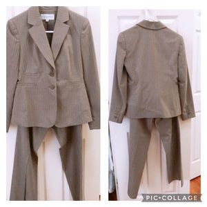 Sale Nice suits $25